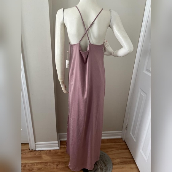 Forever21 Contemporary Dress - Picture 4 of 8